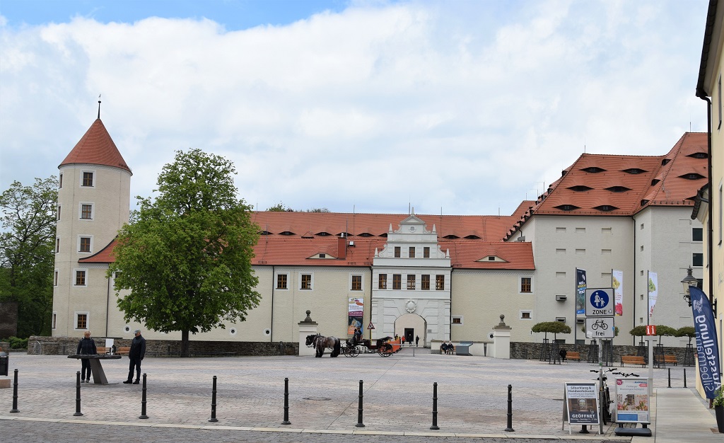 FREIBERG-Schlossplatz