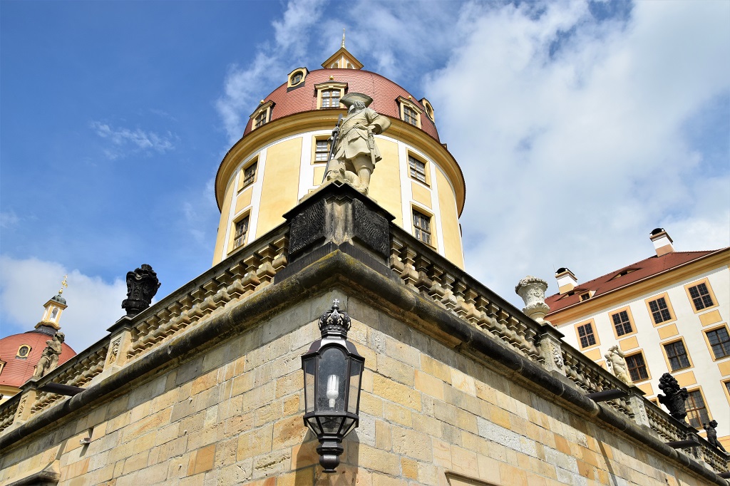 Schloss-Moritzburg-01